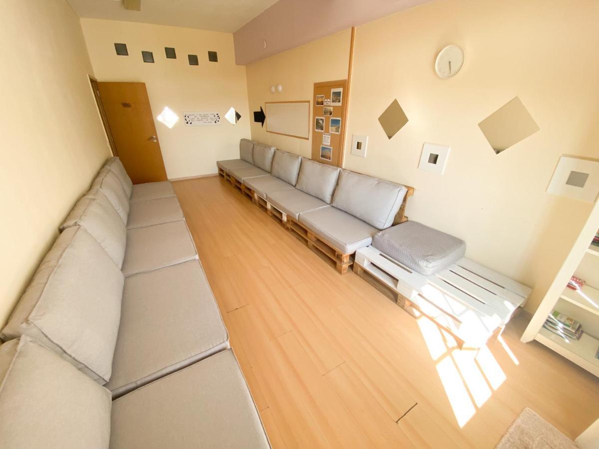 Garden Hostel Aradas Экстерьер фото