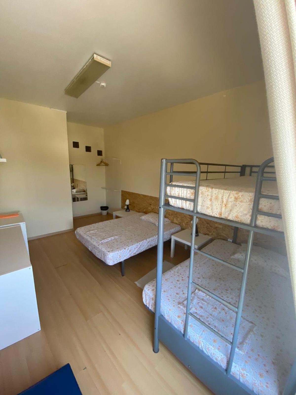 Garden Hostel Aradas Экстерьер фото