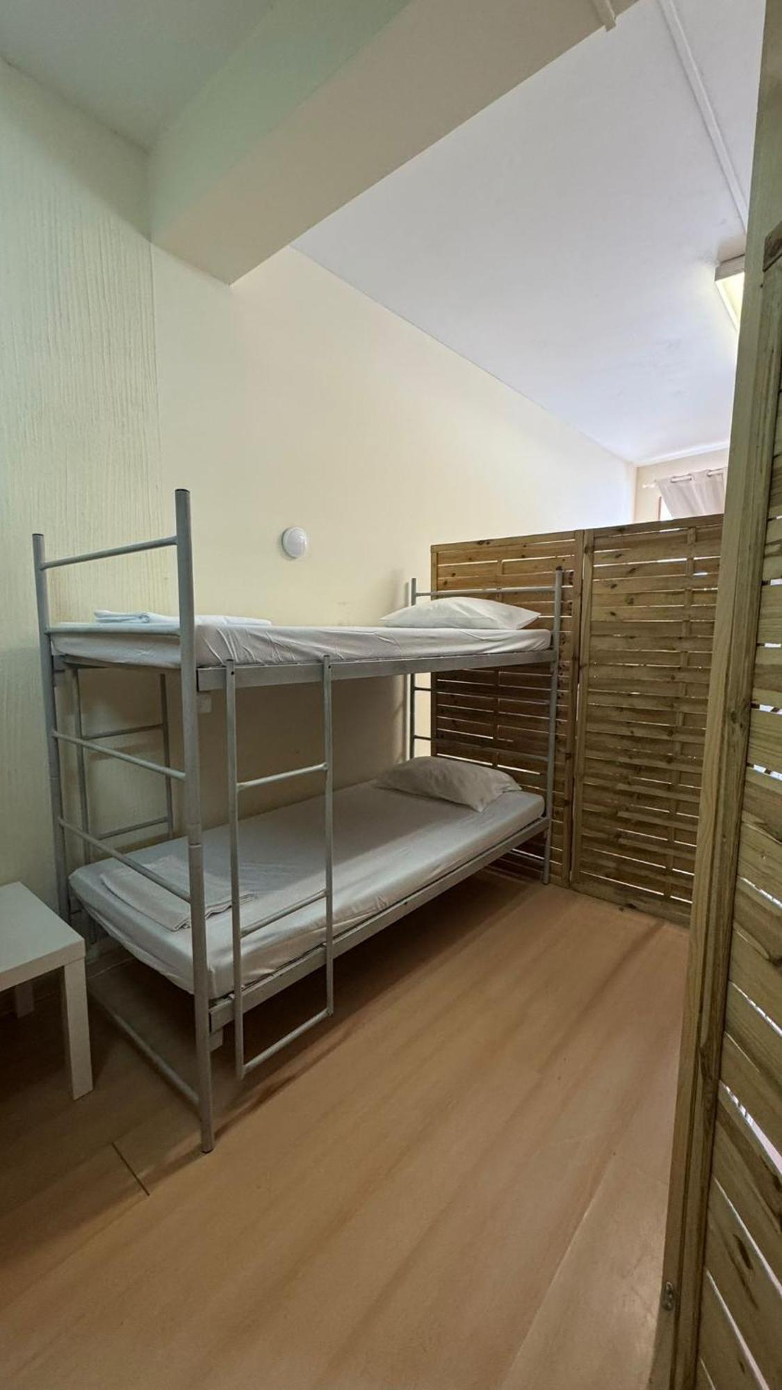 Garden Hostel Aradas Экстерьер фото