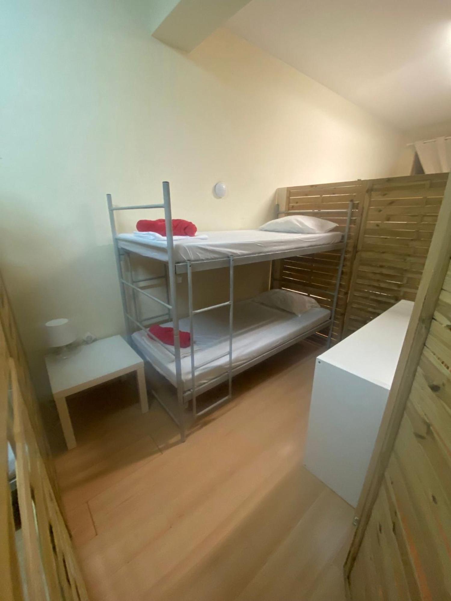 Garden Hostel Aradas Экстерьер фото